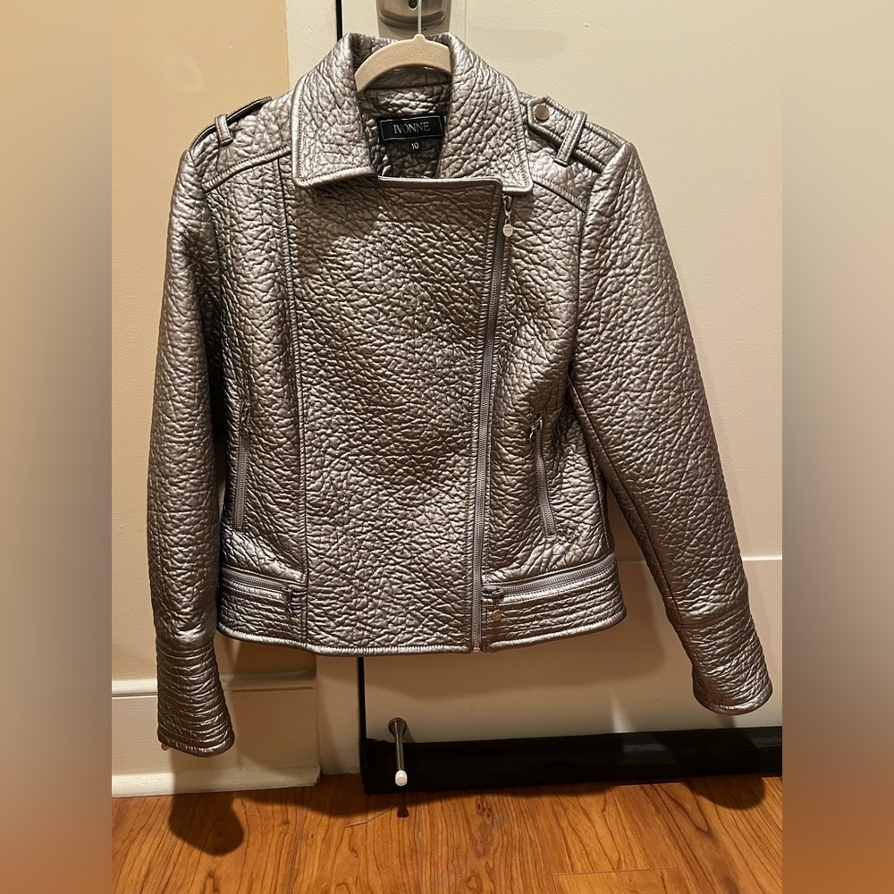 Metallic - Silver women’s jacket/blazer